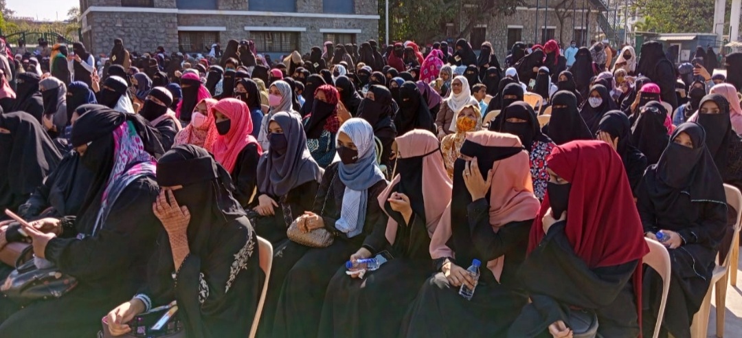 Protest In Favor Of Hijab