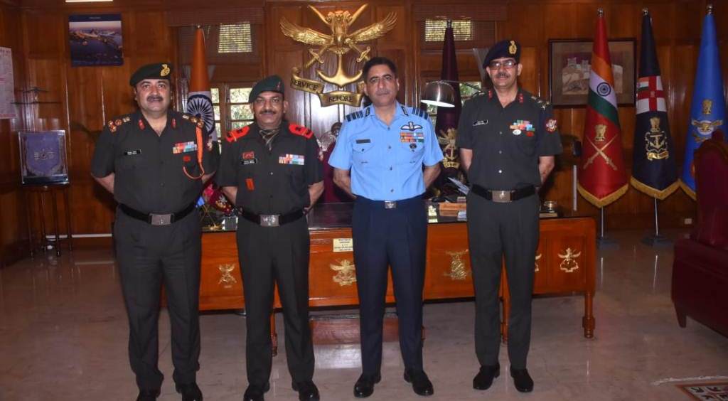 Pune: Param Vir Chakra Awardee Sub Maj Sanjay Kumar Becomes Instructor ...