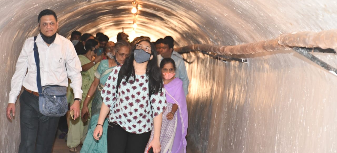 Heritage Walk At Pune University Gets Huge Response From People