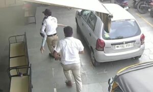 Pune Traffic Policeman, Autorickshaw Driver Turn Angels For Minor Girl Battling Death After Road Accident