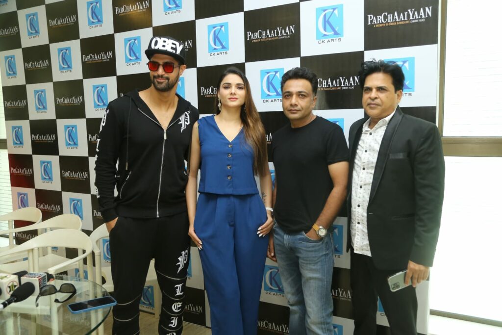 Tanuj Virwani Sezal Sharma Hemant Kher and Chandrakant Singh during Parchaaiyaan Poster launch