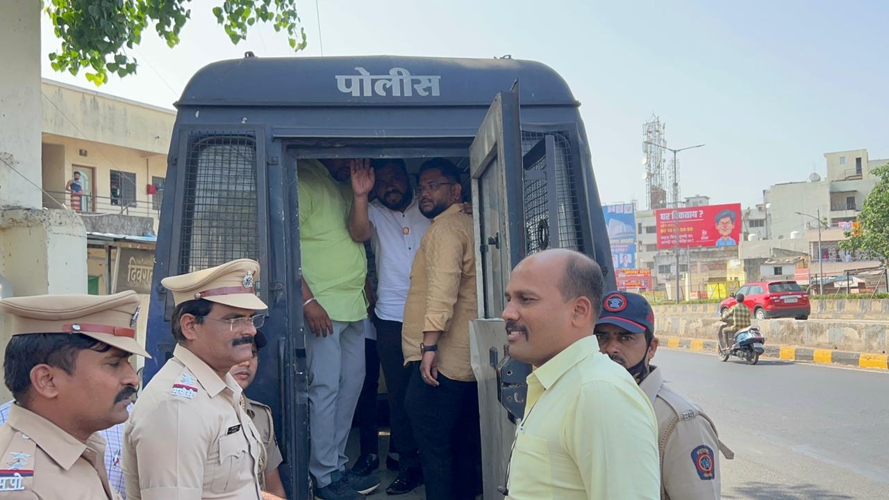 Maharashtra Police Booked MNS Workers Over Loudspeaker Issue Punekar News