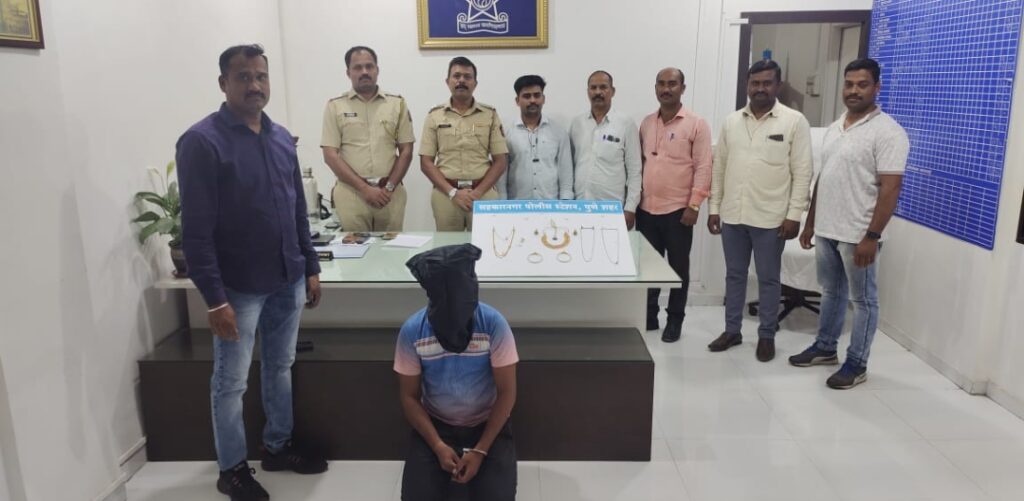 Jwellery Stolen From Bank's Locker In Pune