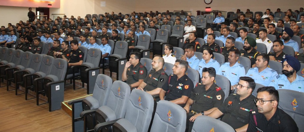 MILIT Pune officers