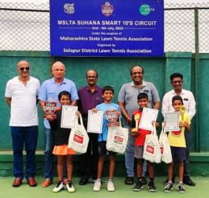 All the group winner and runner with guest
