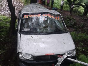 Car Falls Into Valley