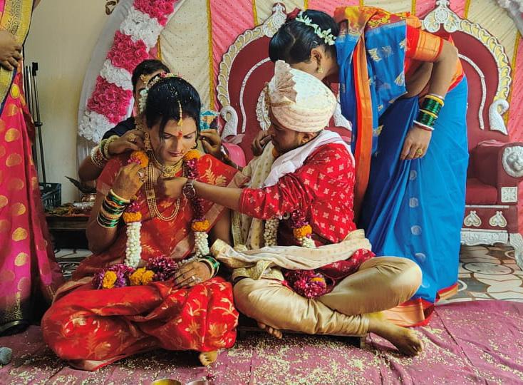 Pune: Transgender Couple Working At PCMC Gets Married