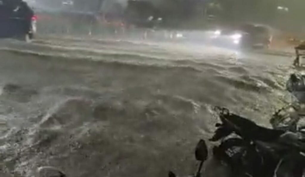 Heavy Rains In Pune Flood