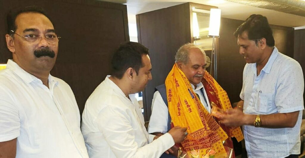 Minister Tomar