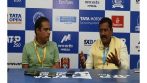 Prashant Sutar (L) and MSLTA Secretary Sunder