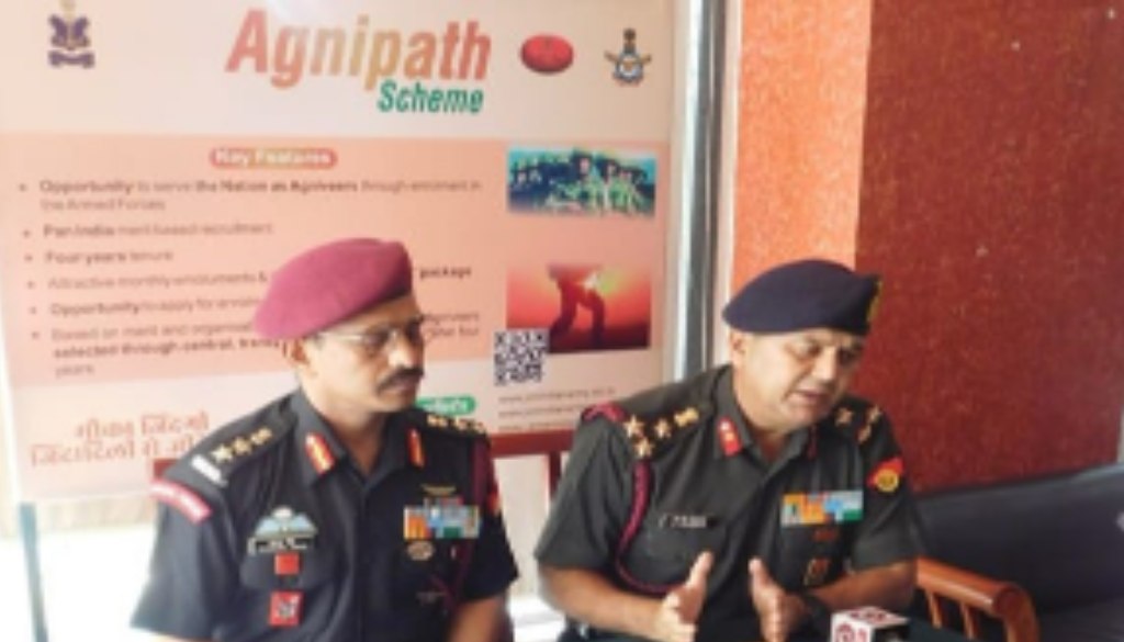 Army Recruitment (1)