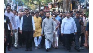 MP Girish Bapat