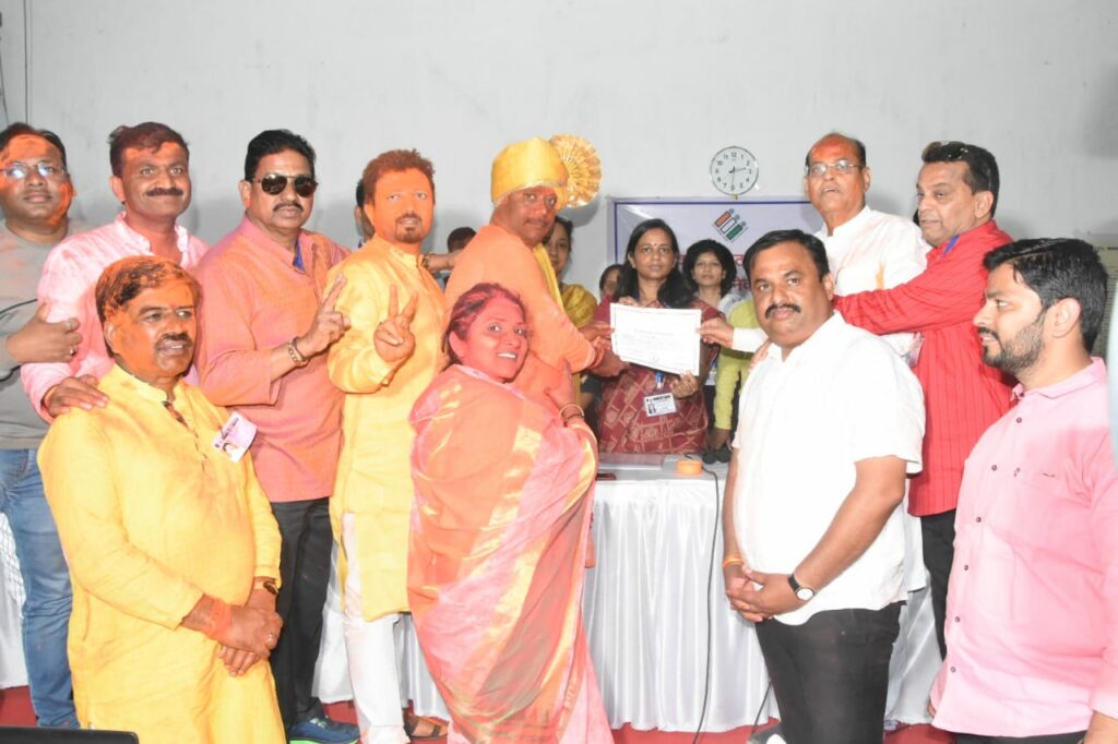 Ravindra Dhangekar Wins Pune