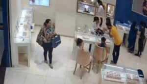 Woman Arrested For Stealing Gold Bracelet