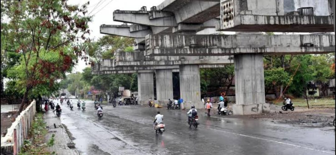 Old Khadki , Pune Mumbai highway