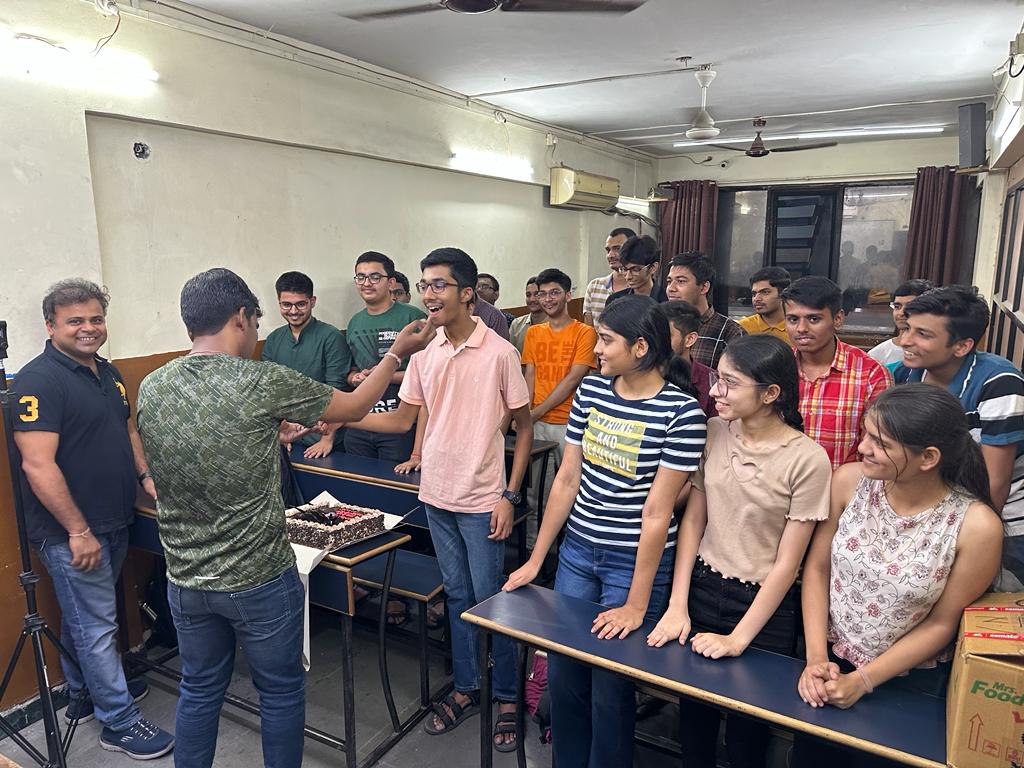 Prime Academy Pune Students Excel in JEE Mains 2023 Phase 2 Exam with
