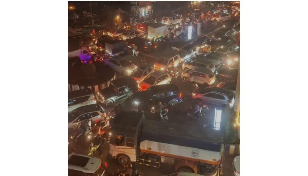 Kalyani Nagar Traffic