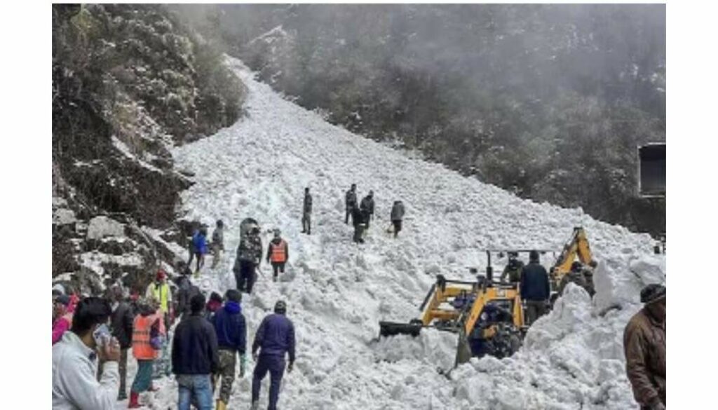 Tourists Trapped Due To Sikkim Avalanche