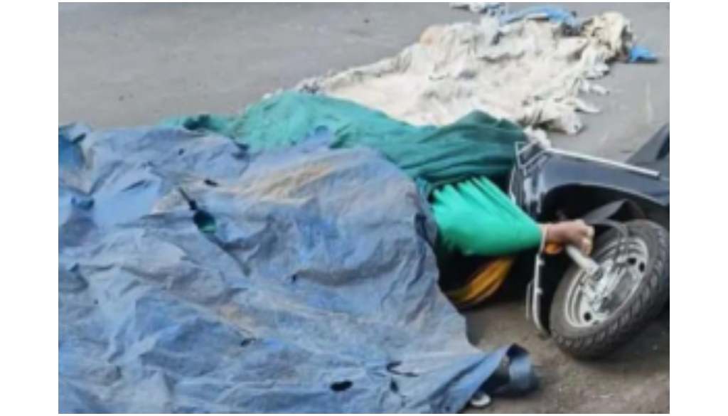 _Husband-Wife Died On Spot In Accident On Katraj-Kondhwa Road