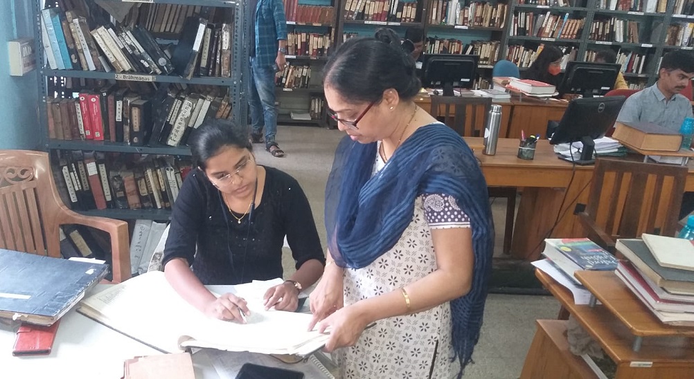 Deccan College Library