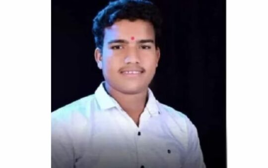 Pune Student Overcomes Challenges to Score 35 Marks in All Subjects