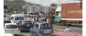 Pune-Bangalore Highway Turns Into Gridlock After Multi-Vehicle Crash At Khed Shivapur