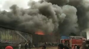 Pune: Fire Engulfs Godown Near Gangadham Chowk, Firefighters Mobilized