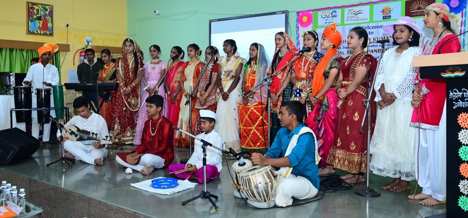 Pune: Kendriya Vidyalaya Ganeshkhind Hosts Spectacular Exhibition On Foundational Literacy And Numeracy, Encouraging Innovative Teaching Methods