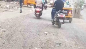 Residents of Bibvewadi Distressed by Poor Road Conditions near Dolphin Chowk