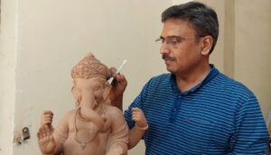 Abhijit Dhondphale Ganesh idol Pune