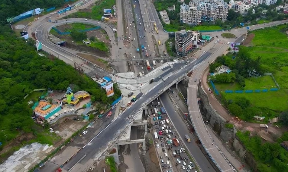 Pune: Pedestrian Bridge To Be Constructed At Chandni Chowk For Safety Of Citizens As People Cross Highway Dangerously