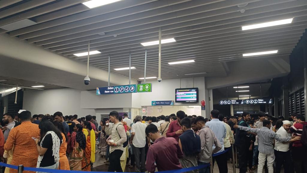 Over 9 Lakh Commuters Use Pune Metro During Ganeshotsava, Highest Ridership Recorded on Visarjan day 
