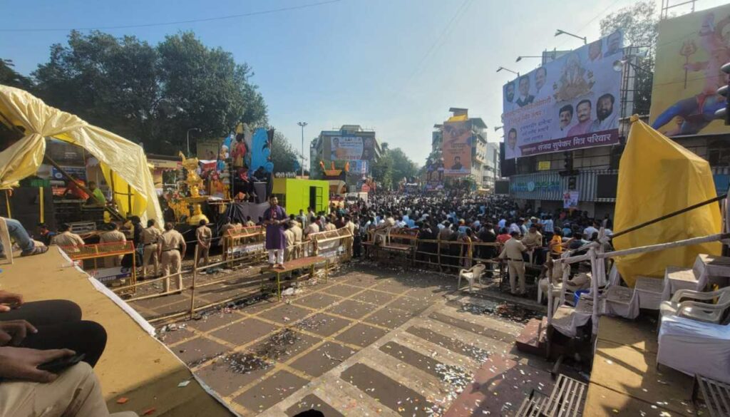 Immersion Procession Continues In Pune