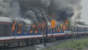 Fire Reported In Five Coaches Of Ashti-Ahmednagar DEMU Train