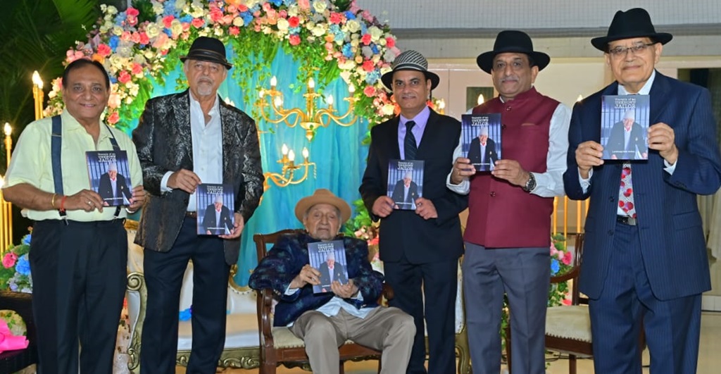 Pune’s Timeless Author: 102-Year-Old Lachhman Datta Guliani Releases ...