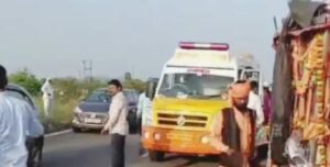 Fatal Collision on Nashik-Pune Highway