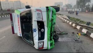 Ambulance Overturns on Mumbai-Bangalore Highway