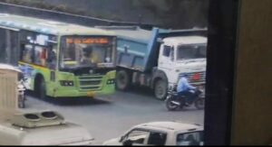 Pune Biker Loses Both Legs In Accident At Golf Course Chowk In Yerwada