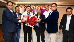 Pune Maharashtra Chief Secretary Dr. Nitin Kareer Honored in Grand Felicitation Ceremony