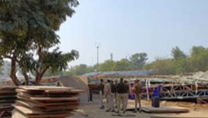 Pandal Collapse