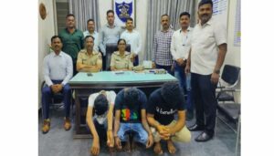 Pune Police (1)