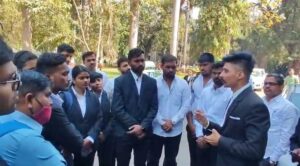 law students at Pune court
