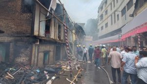 Fire Engulfs Old Wada in Budhwar Peth