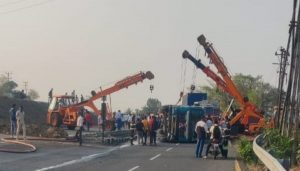 _Traffic Jam On Pune-Bangalore Highway