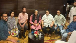 Dr. Shashi Tharoor