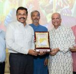Pune: Maharaja Shivchhatrapati Pratishthan Felicitates Artists of ‘Janata Raja’ Mahanatya