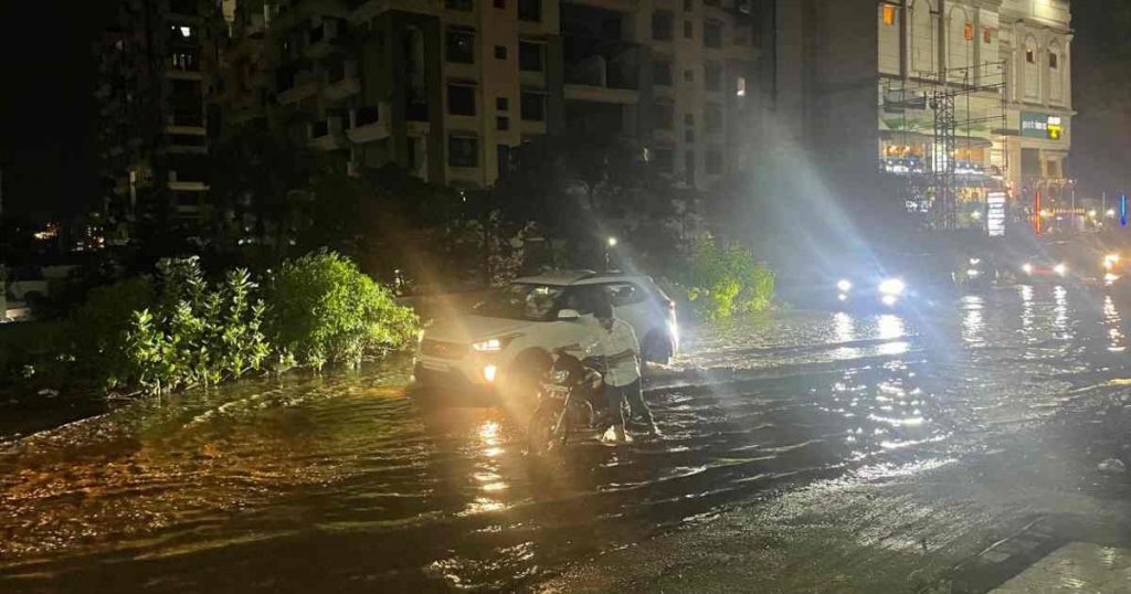 Mohammadwadi Express Concerns Over Drainage and Road Woes