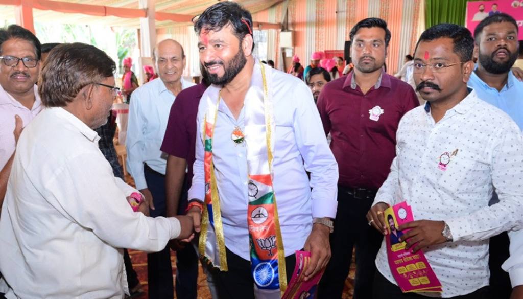 MLA Sunil Tingre During Election Campaign Rally