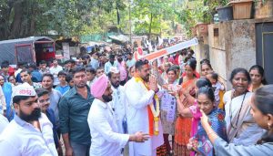 Manish Anand to Launch Free Library in Bopodi