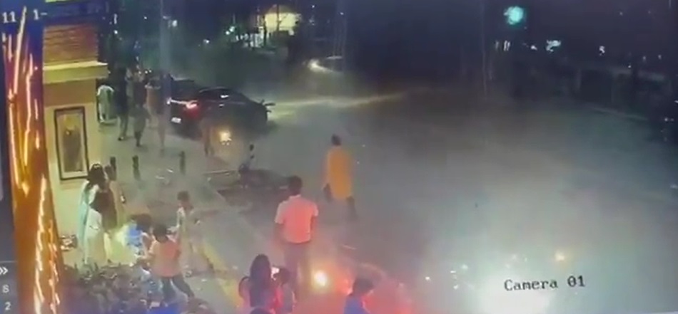 Speeding car kills man bursting firecrackers on Diwali night